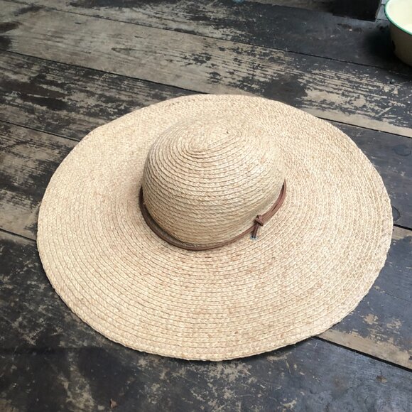 Gap Oversized Floppy Straw Sun Hat - Picture 8 of 10
